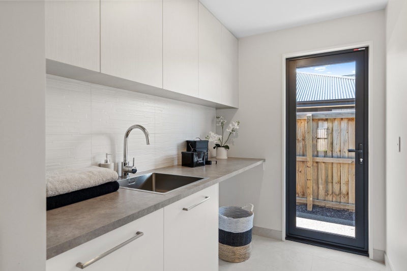 58 Halpin Drive, Lincoln, Lincoln - Carousel 26