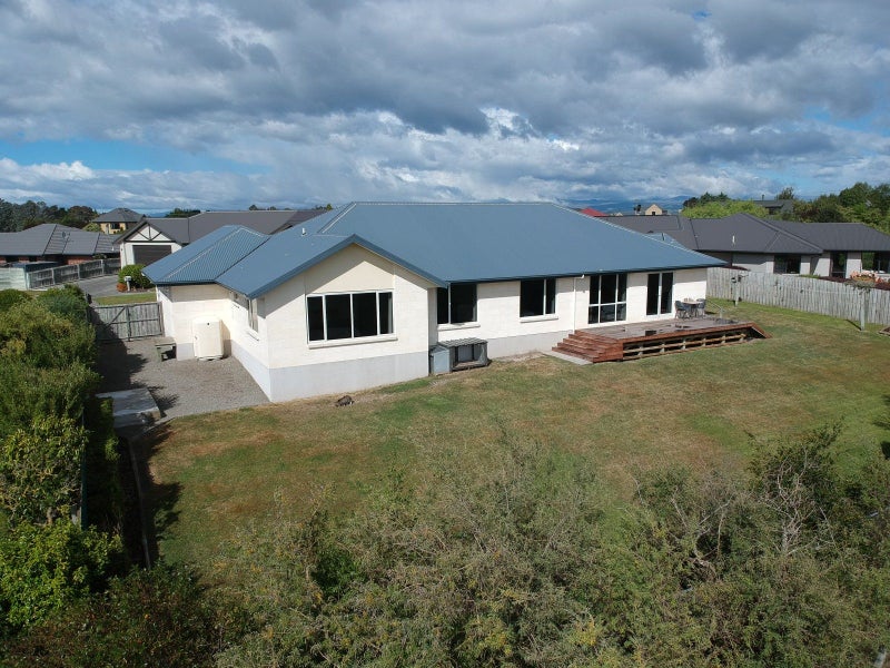 16 North Ridge Drive, Oamaru North, Oamaru - Carousel 1
