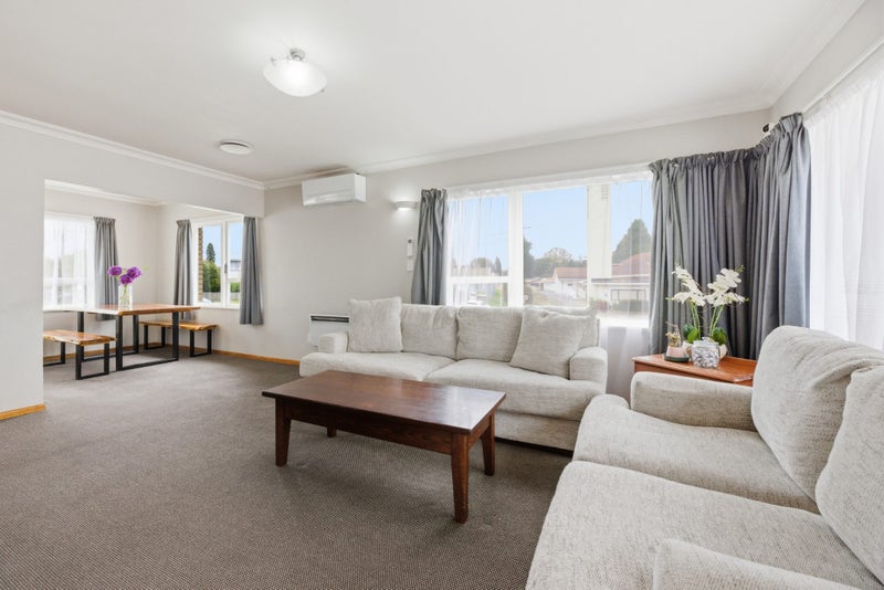 129 Sixteenth Avenue, Tauranga South, Tauranga - Carousel 1