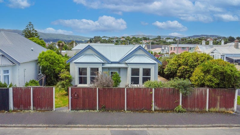 17 Marlow Street, Saint Kilda, Dunedin - Carousel 1