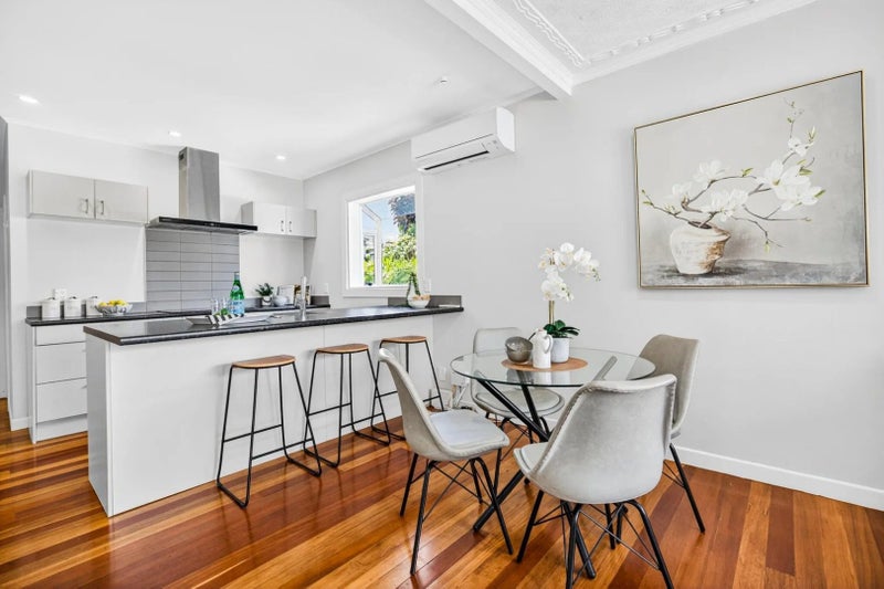 19 Te Kawa Road, Greenlane, Auckland City, Auckland - Carousel 2