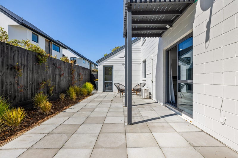 1/58 Bishop Street, St Albans, Christchurch - Carousel 2
