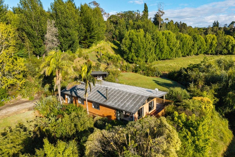 18A Massey Road, Mangapapa, Gisborne - Carousel 1