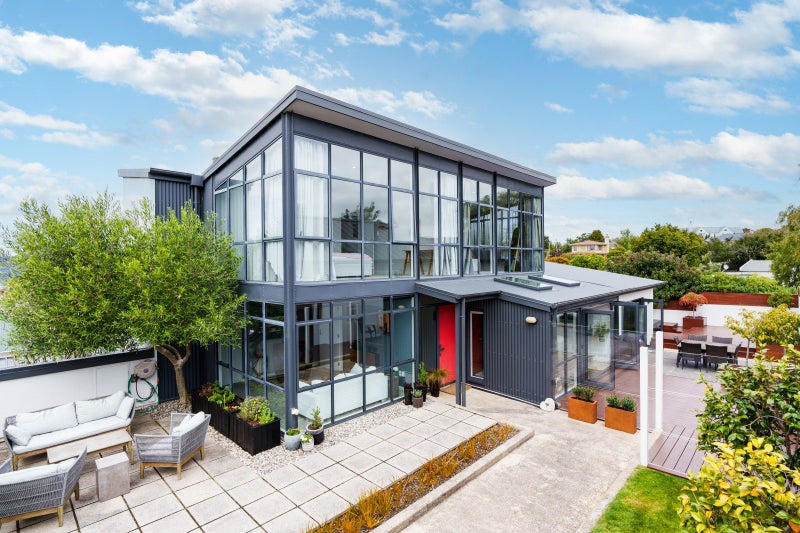 73 Cannington Road, Maori Hill, Dunedin - Carousel 1