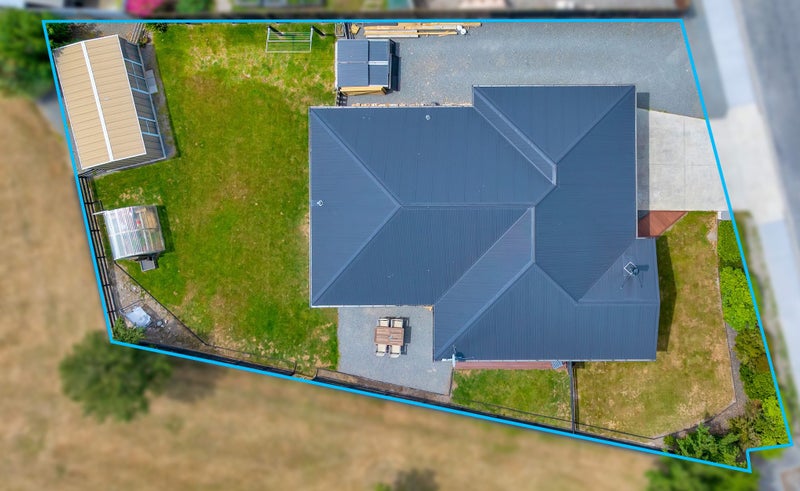 33 Seadown Crescent, Amberley, Amberley - Carousel 14