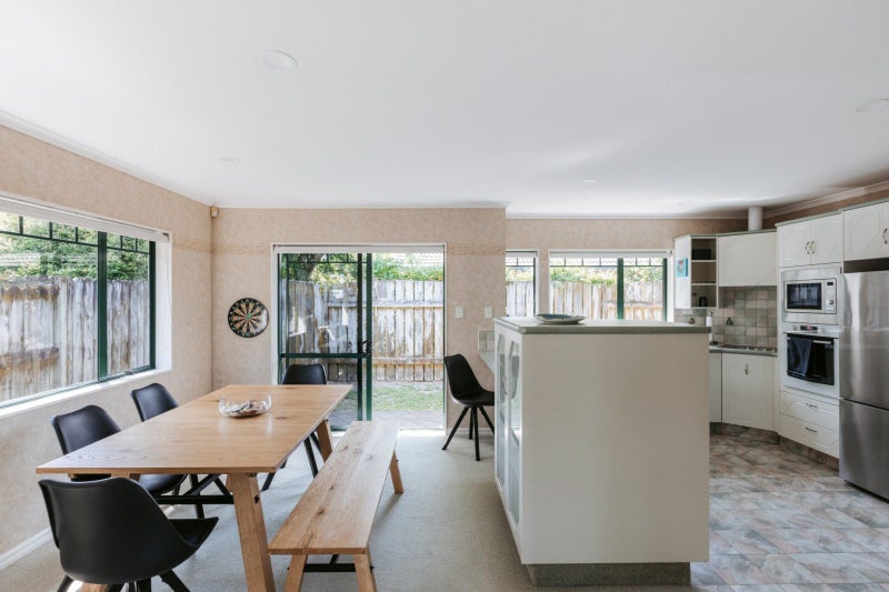 11 Santa Monica Drive, Papamoa Beach, Papamoa - Carousel 2