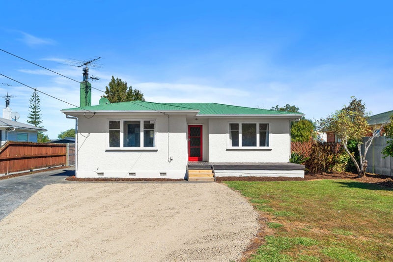 32 Kitchener Street, Lansdowne, Masterton - Carousel 1