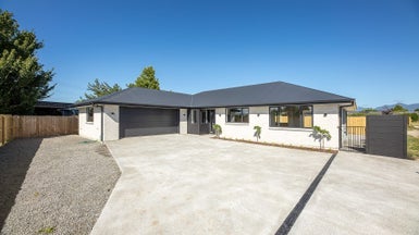 9 Laxton Lane, Renwick, Renwick - Carousel 1