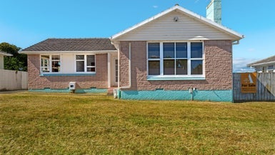 66 Dalton Street, Outer Kaiti, Gisborne - Carousel 1