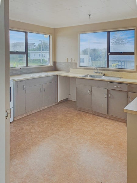 2 Ocean Beach Street, Foxton Beach, Foxton - Carousel 16