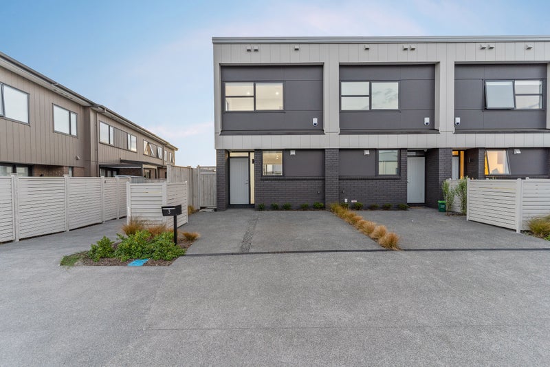 Property Valuation for 3 Orona Place, Takanini Trade Me Property