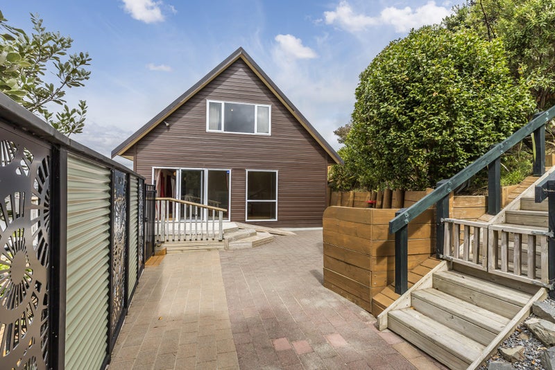 63 Ayton Drive, Whitby, Porirua - Carousel 2