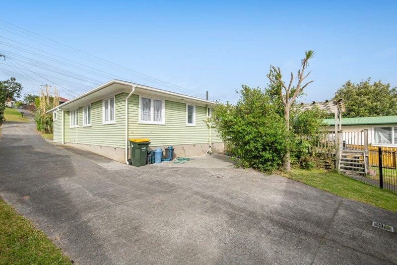 9 Hand Road, Helensville, Helensville - Carousel 21