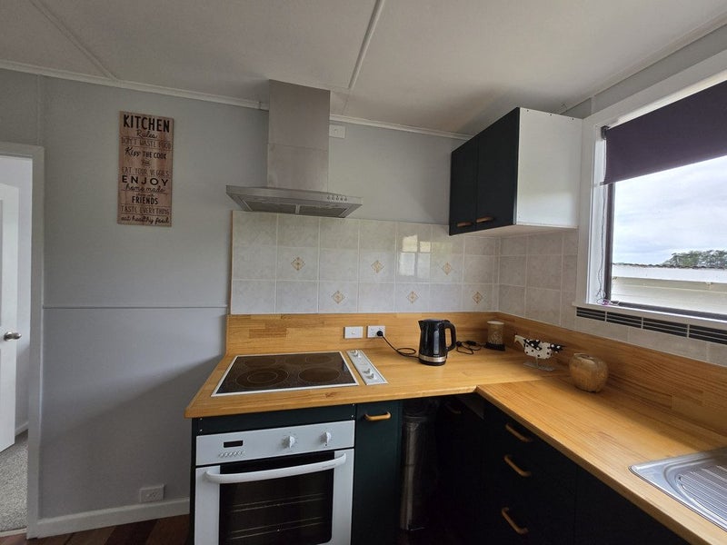 12 Loop Road, Takaka - Carousel 2