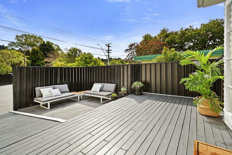 1/223 Stokes Valley Road, Stokes Valley, Lower Hutt - Carousel 2