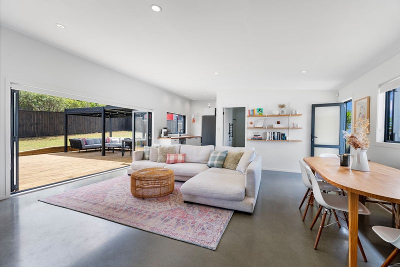 2 Tuturu View, Ruakaka - Carousel 1