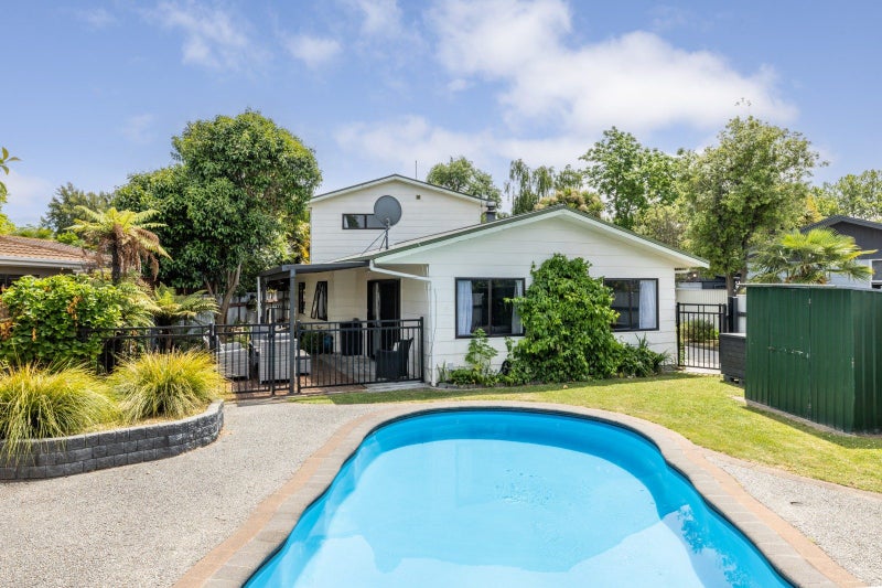 5 Cormack Place, Greenmeadows, Napier - Carousel 1