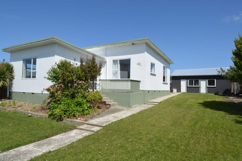 291 Nelson Street, Strathern, Invercargill - Carousel 1