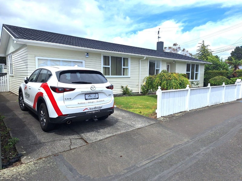 5 Brown Street, Wallaceville, Upper Hutt - Carousel 1