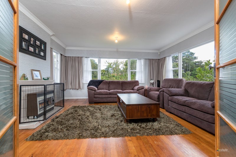 13 Kahikatea Lane, BROWN OWL, UPPER HUTT - Carousel 2