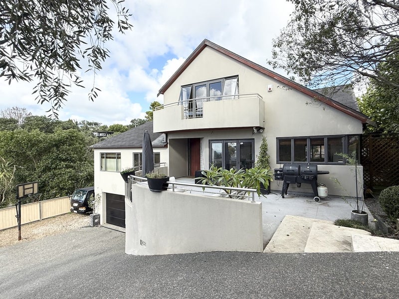 701B Beach Road, Rothesay Bay, Auckland - Carousel 1
