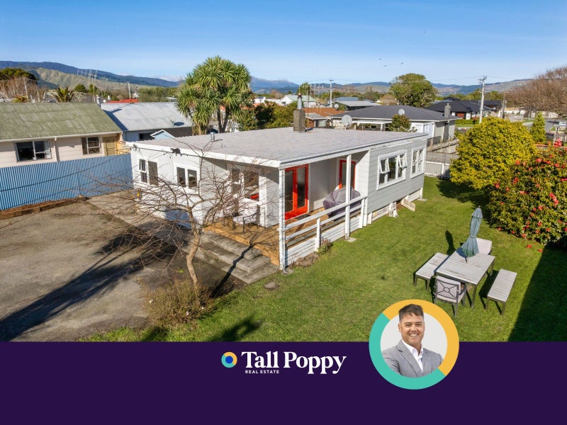 290A Main Highway, Otaki - Carousel 1