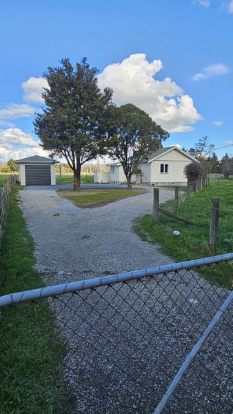 1 Nursery Road, Homebush, Masterton - Carousel 1