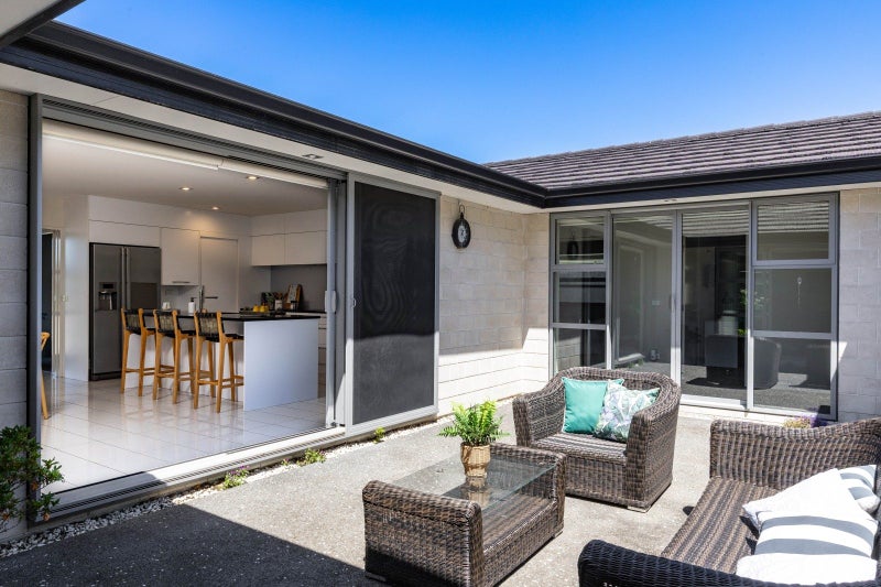 7 Hyde Place, Springlands, Blenheim - Carousel 2