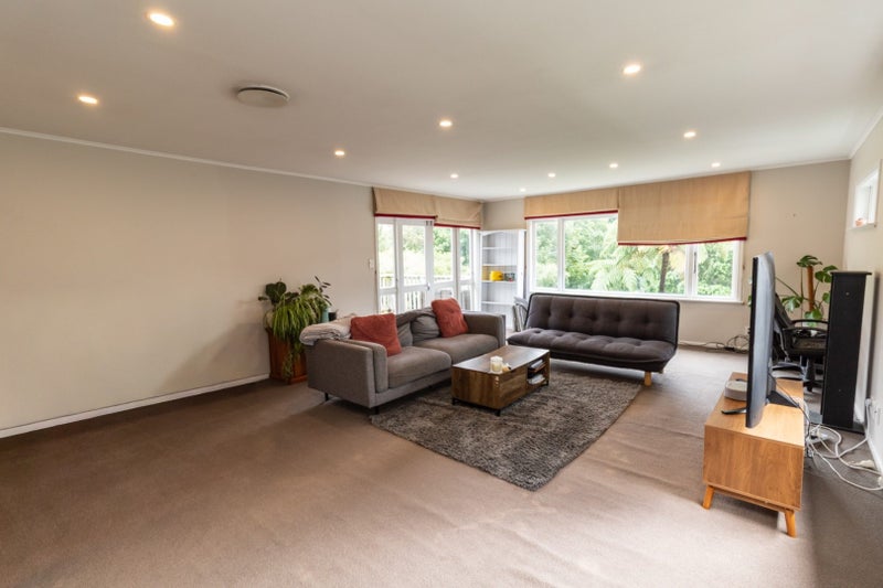 79 Helston Road, Paparangi, Wellington - Carousel 2