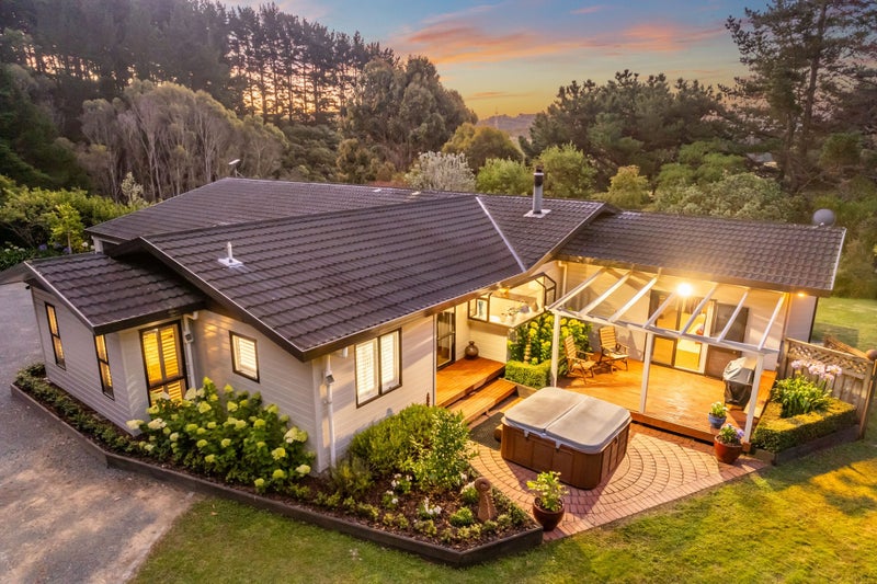 162 Murphys Road, Judgeford, Porirua - Carousel 1