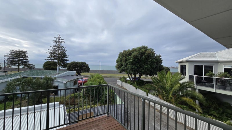 1 A Fergusson Ave, Westshore, Napier, Hawke's Bay - Carousel 2