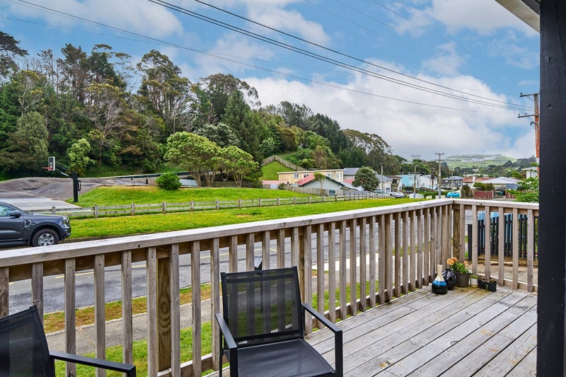216 Sievers Grove, Cannons Creek, Porirua - Carousel 20