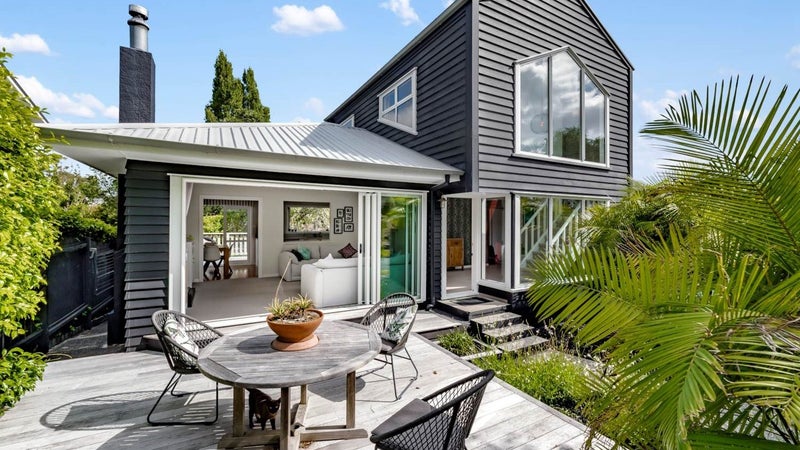 93 Edmund Street, Saint Heliers, Auckland - Carousel 1