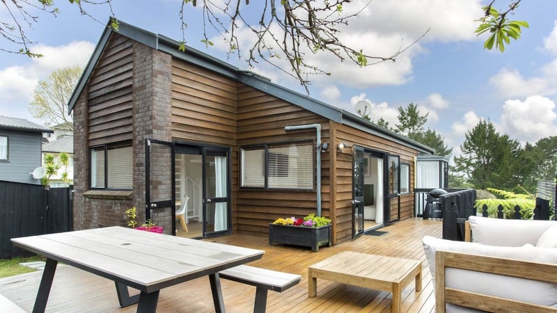 34C Fairlands Avenue, Waterview, Auckland - Carousel 1