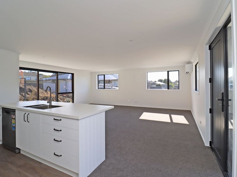 11C Kingslea Street, Holmes Hill, Oamaru - Carousel 2