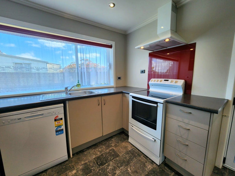 10 Blake Street, Blaketown, Greymouth - Carousel 2