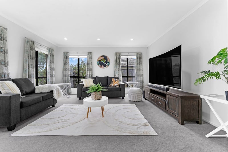 4 Creda Road, Wattle Downs, Auckland - Carousel 2