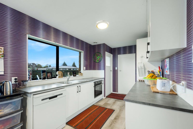 84 Main Street, Edgecumbe - Carousel 1