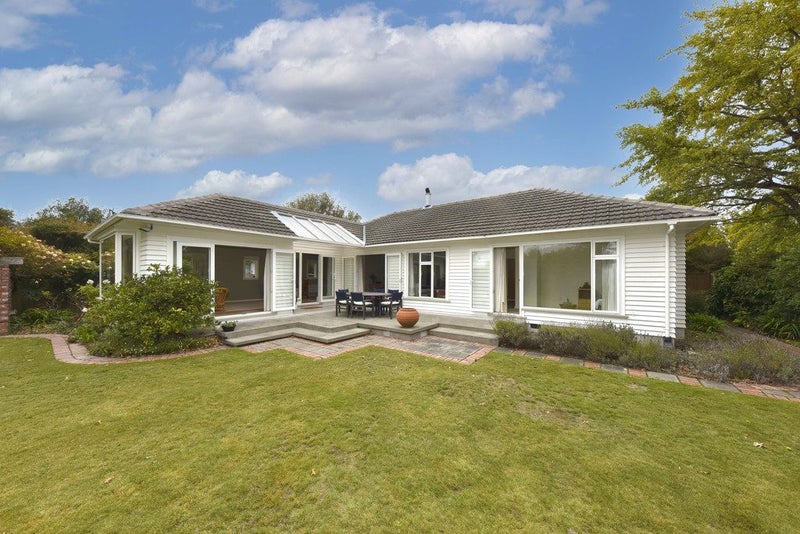 98 Brookside Terrace, Bryndwr, Christchurch - Carousel 1