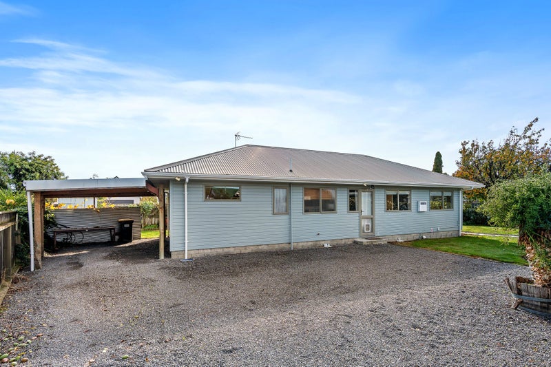 1 Sackville Street, Martinborough - Carousel 20