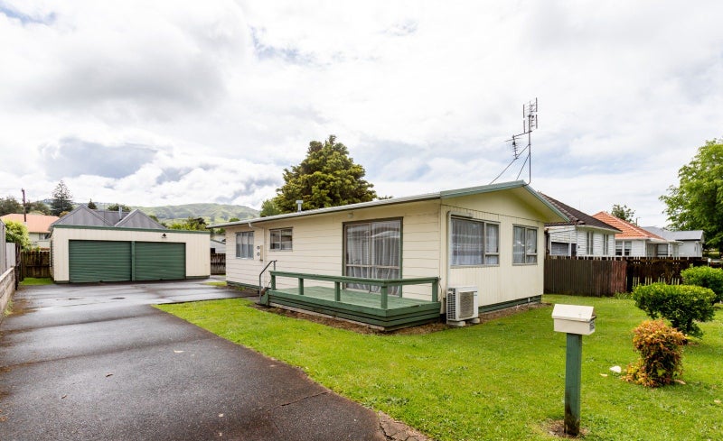 162 Normanby Road, Paeroa, Paeroa - Carousel 1