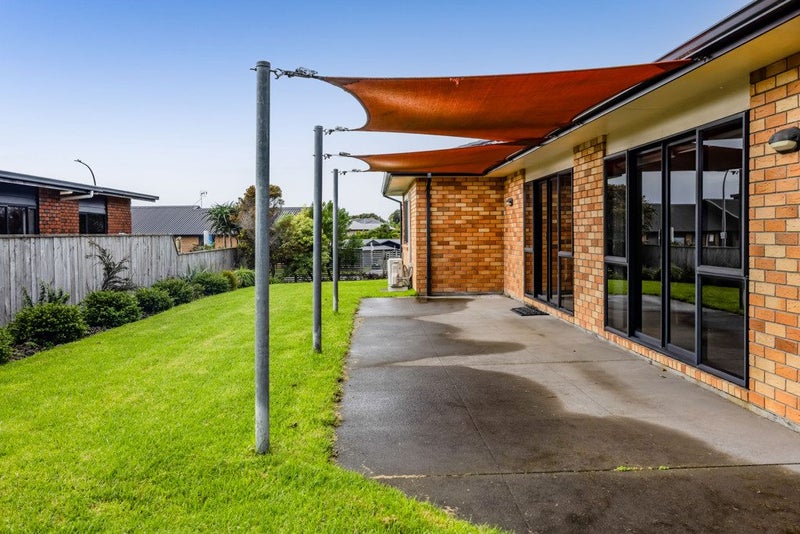 37 Dillon Drive, Bell Block, New Plymouth - Carousel 1