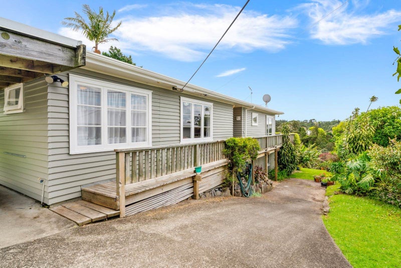 32 Maritime Terrace, Birkenhead, Auckland - Carousel 24