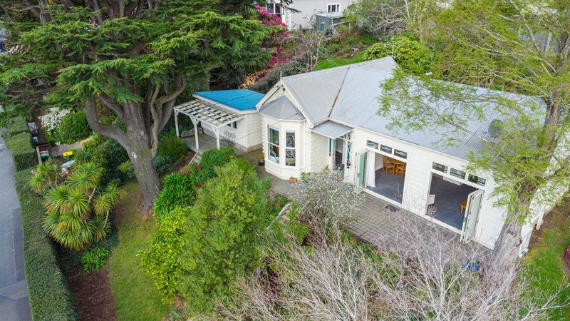 210 North Road, North East Valley, Dunedin - Carousel 1