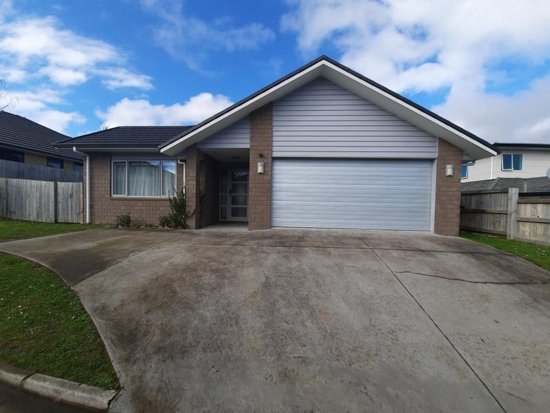 43 Longbow Terrace, Flagstaff, Hamilton - Carousel 2