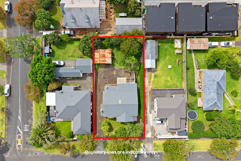 15 Rossgrove Terrace, Mount Albert, Auckland - Carousel 2