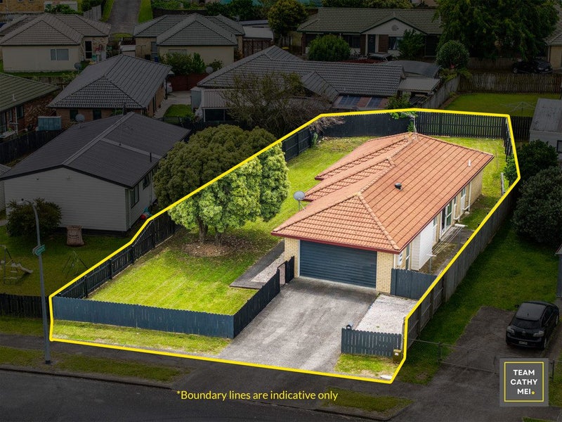 15 Bernina Place, Weymouth, Auckland - Carousel 1