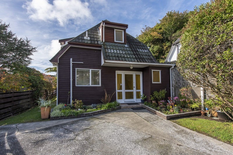 40A Lynmouth Avenue, Karori, Wellington - Carousel 1