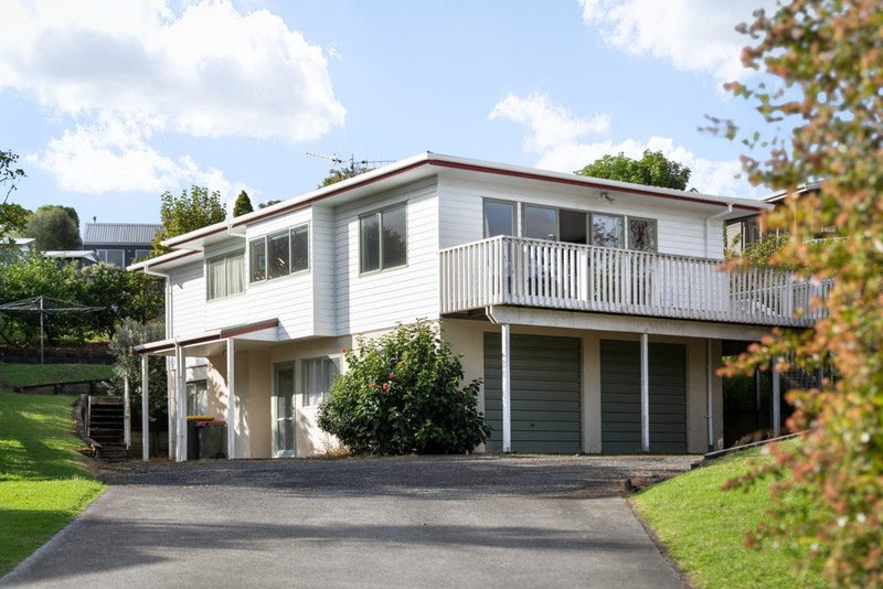 2 Koutunui Road, Athenree, Waihi Beach - Carousel 1