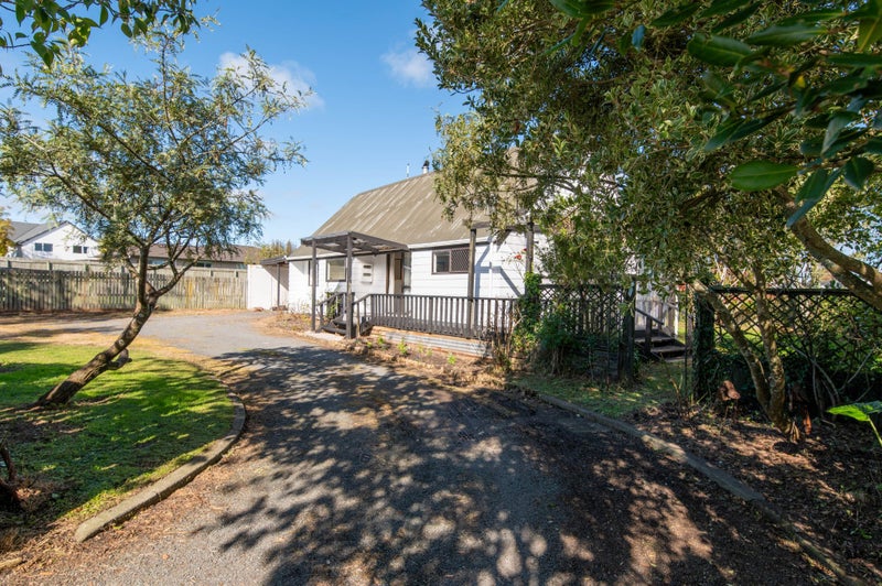 38D Robinson Avenue, Holdens Bay, Rotorua - Carousel 1